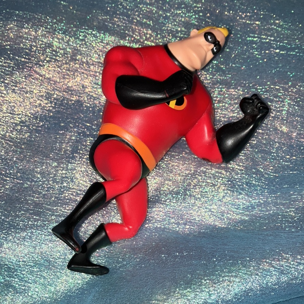 🔥 6/$15 McDonalds Happy Meal Disney Pixar The Incredibles Mr Incredible Toy